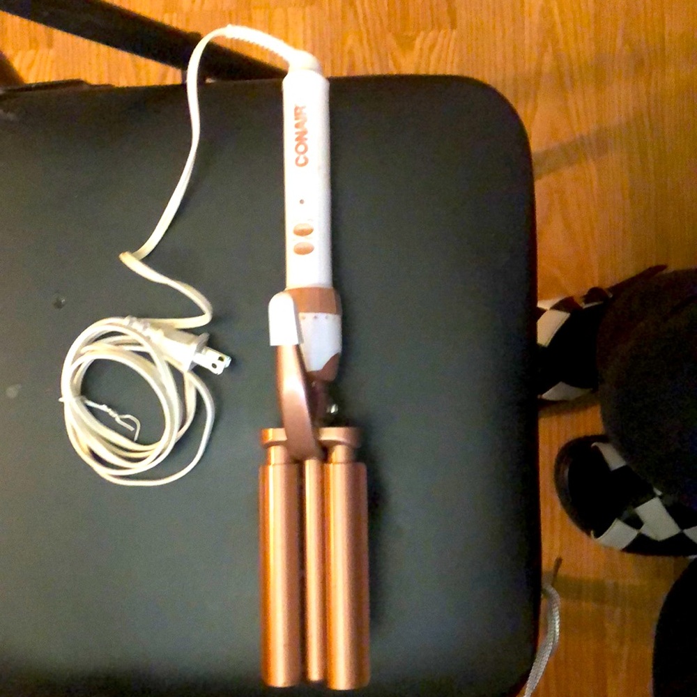 Conair 3 barrel iron